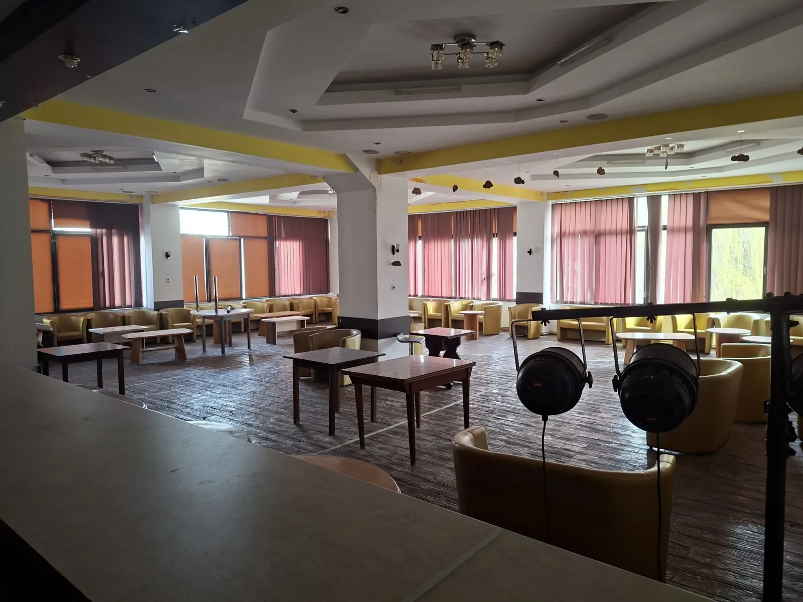Sala multifunctionala first-floor open event room